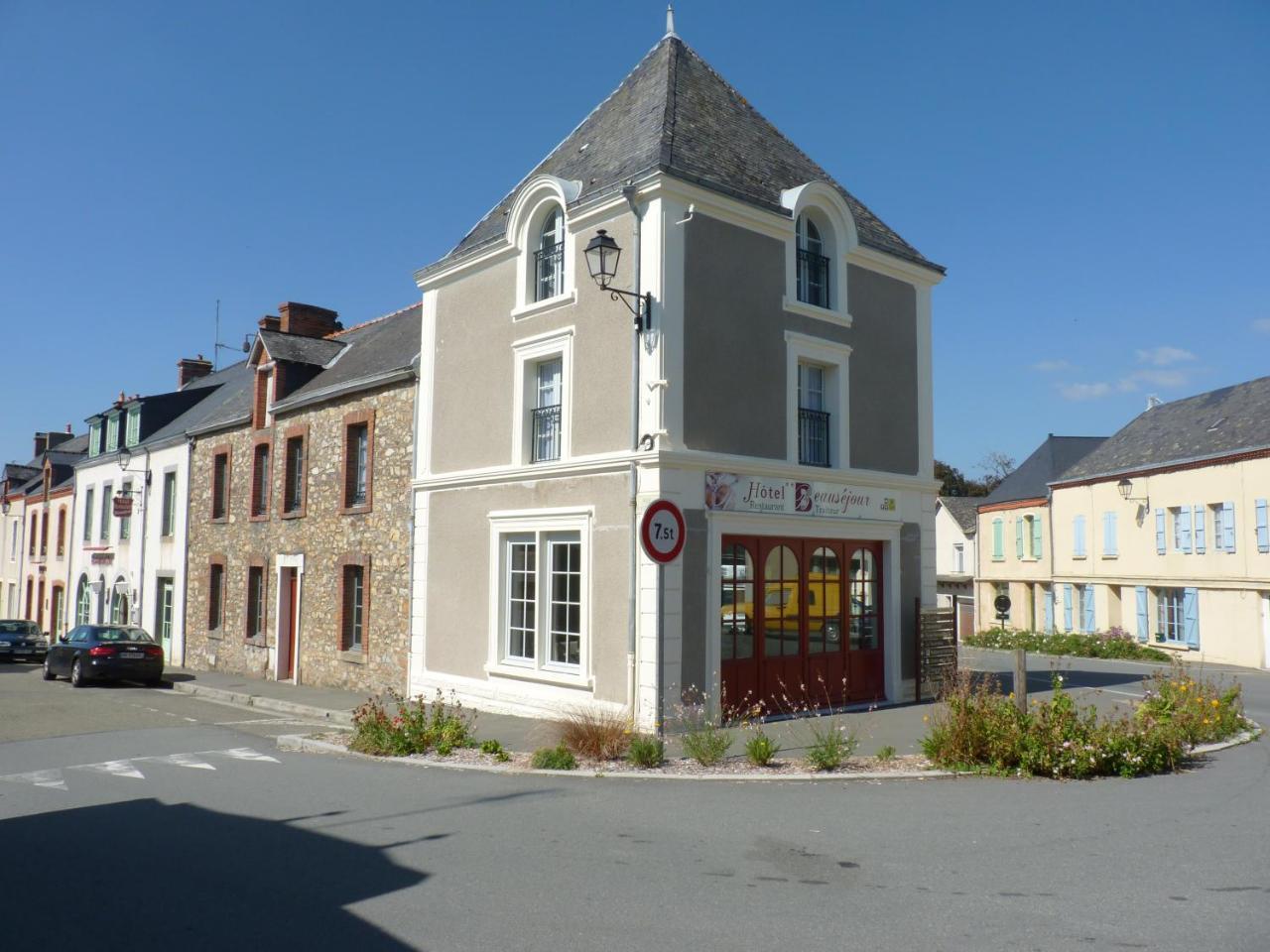Beausejour Hotel Sainte-Suzanne  Ngoại thất bức ảnh